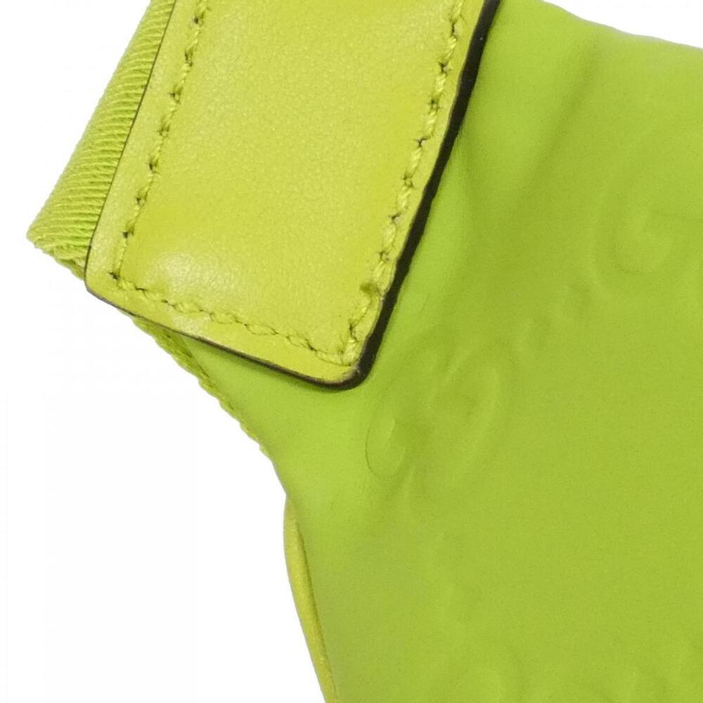 Gucci Neon Lime GG Embossed Belt Bag matte rubber Green - Picture 4 of 6
